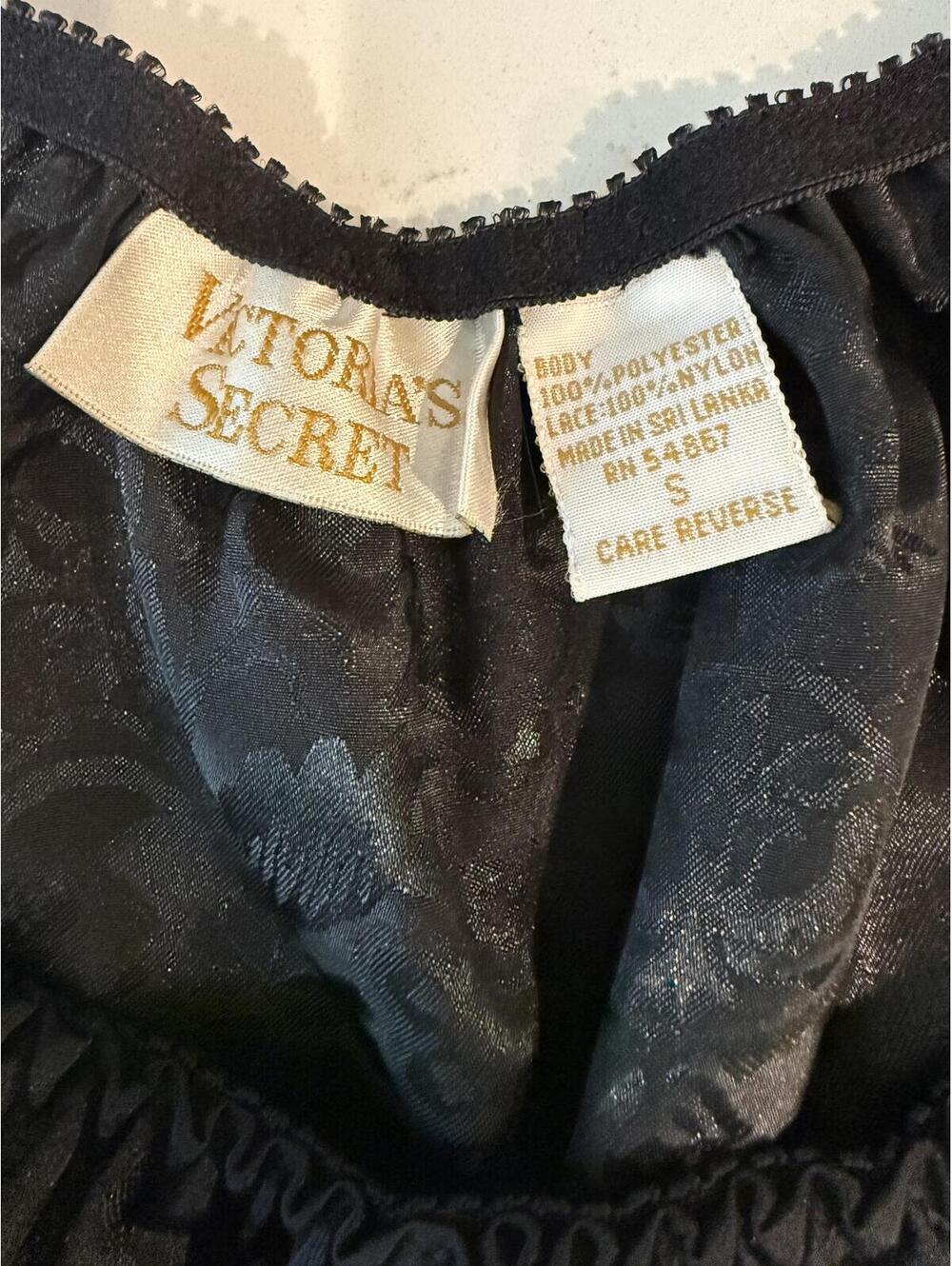 Vintage 90s Gold Label Victoria’s Secret Black Satin Jacquard Robe Set S - Picture 6 of 7